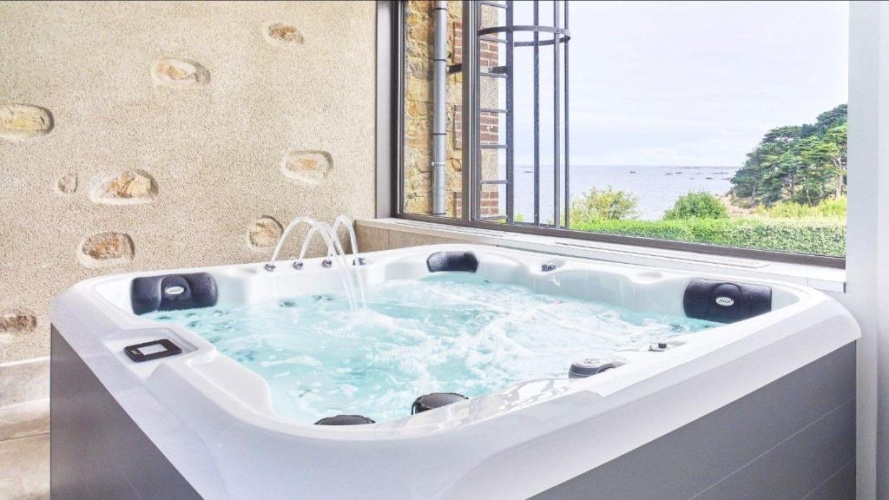Family Suite with balcony and with sea view