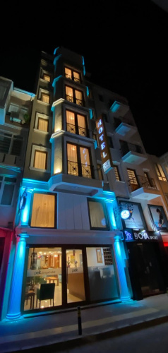 Hotel Peli̇t