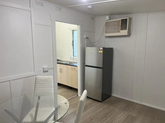 Pet Friendly 2 Bedroom Cottage with Yard