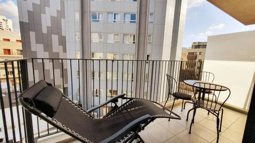 Design 1 Bdr Apartment Beach Side #TL53