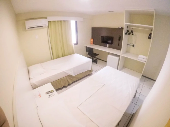Standard Twin room with city view