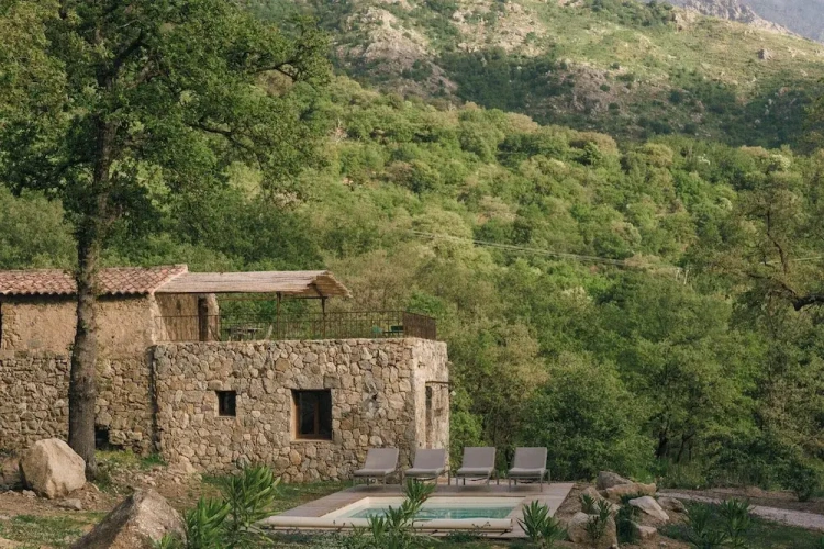 2 Bedrooms Family Cottage
