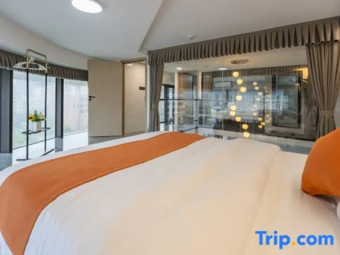 3 Bedrooms Deluxe Duplex Apartment with lake view