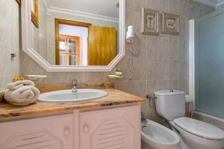 Apartamento Rosmare III Bajo