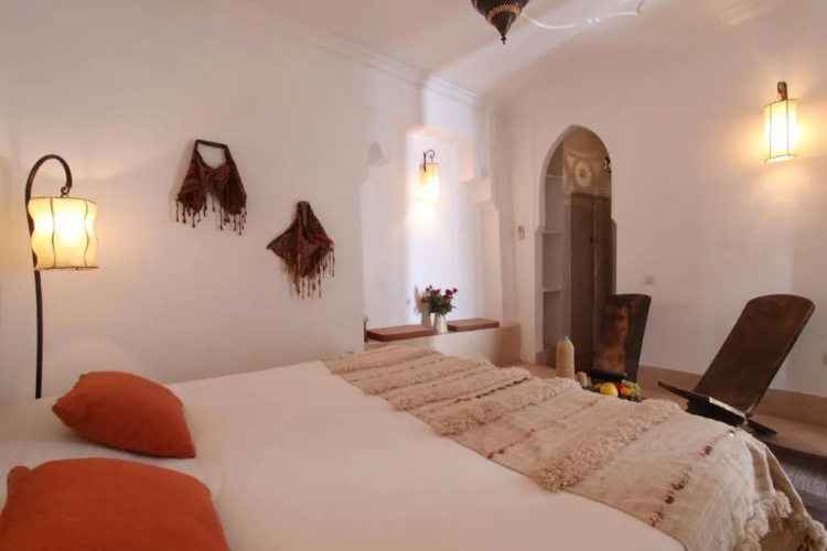 Riad O2