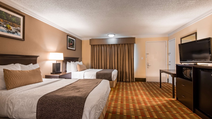 Standard Quadruple room