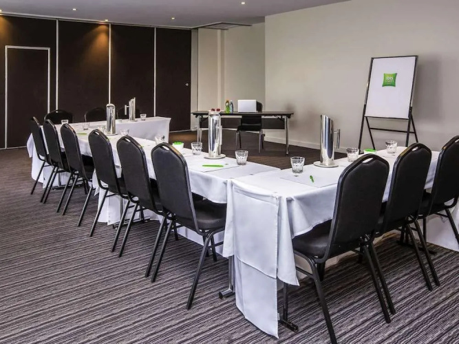 Ibis Styles Canberra Eaglehawk Hotel photo 35