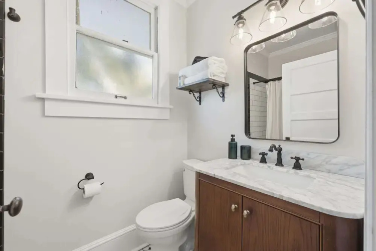 The Pearl Unit A, Stay for 4