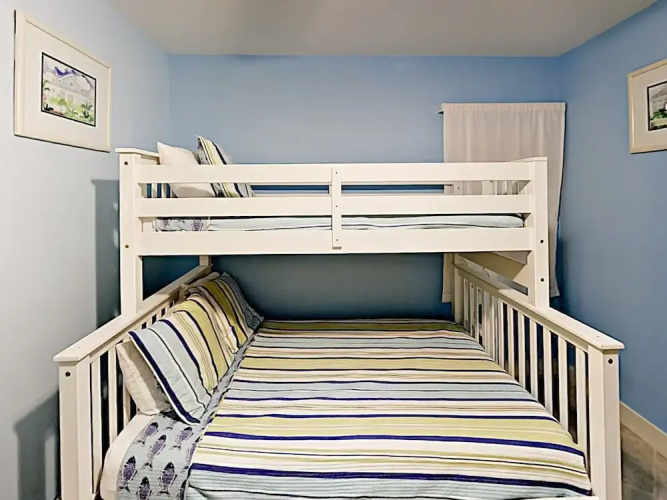 Chic Gulf-Front #C302 - 3 Br Condo