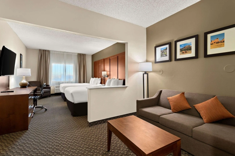 Quadruple Suite