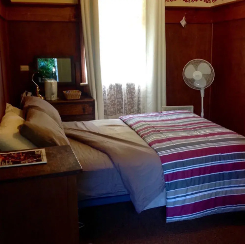 Little River Inn - Hostel