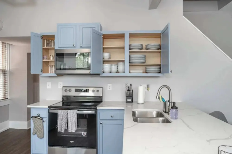 Heart of Mainstrasse Apt 4