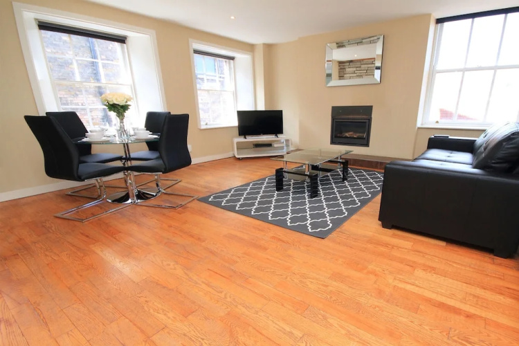 Exquisite Templebar Penthouse