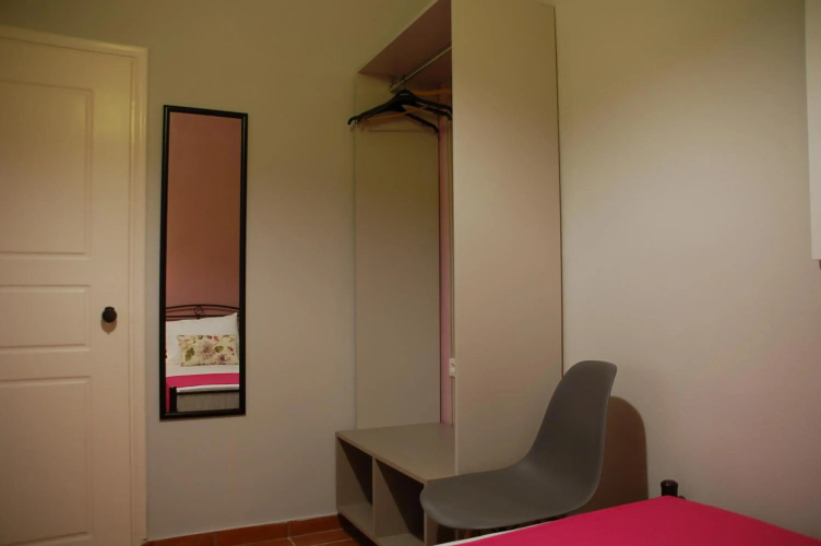 Domenica Apts II