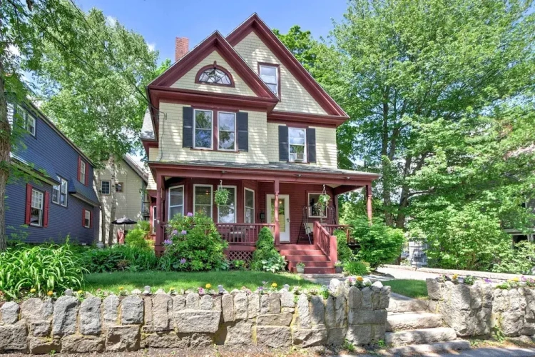 6 Bedrooms Cottage