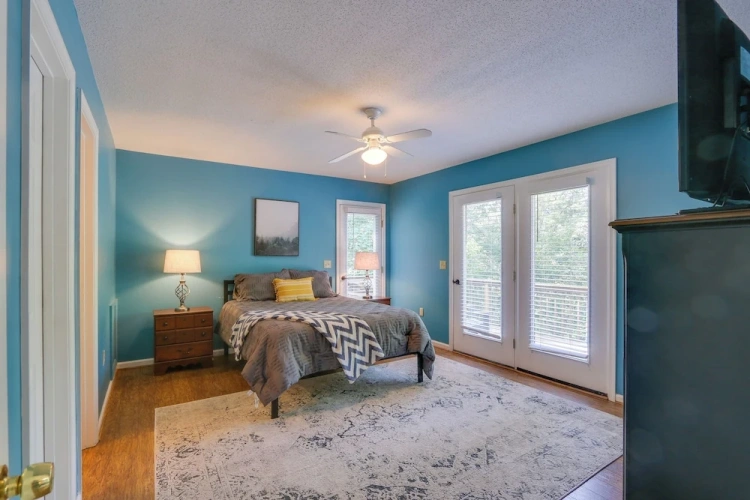 6 Bedrooms Cottage with balcony