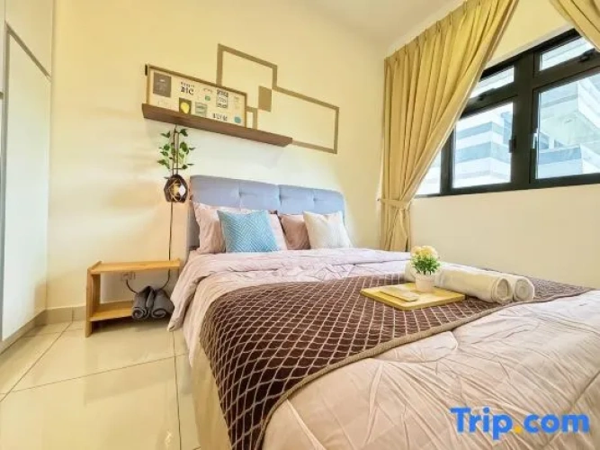 3 Bedrooms Apartment