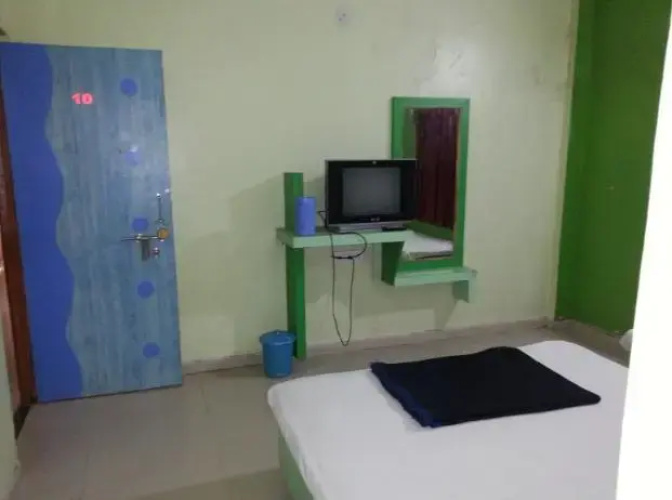 Hotel Sai Bansi