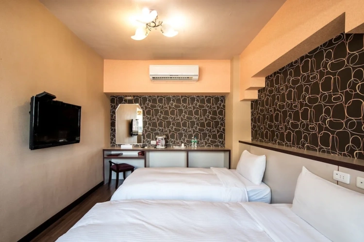 Economy Twin room