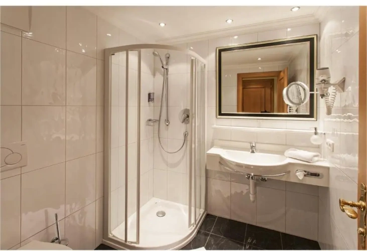 Standard Double Basement room