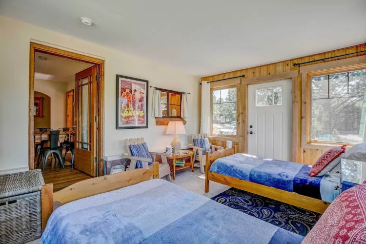 Charming Estes Park Cabin w/ 2 Private Patios!