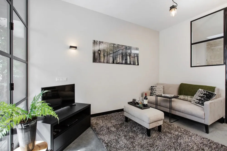 City District Apartment
