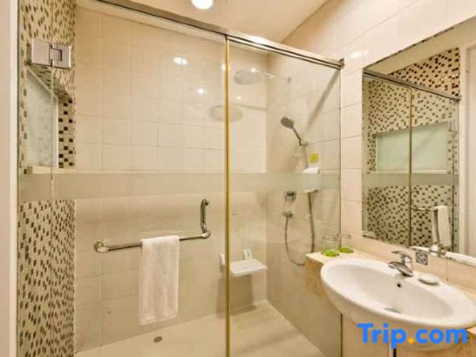MaxOneHotels @ Premier Melawai