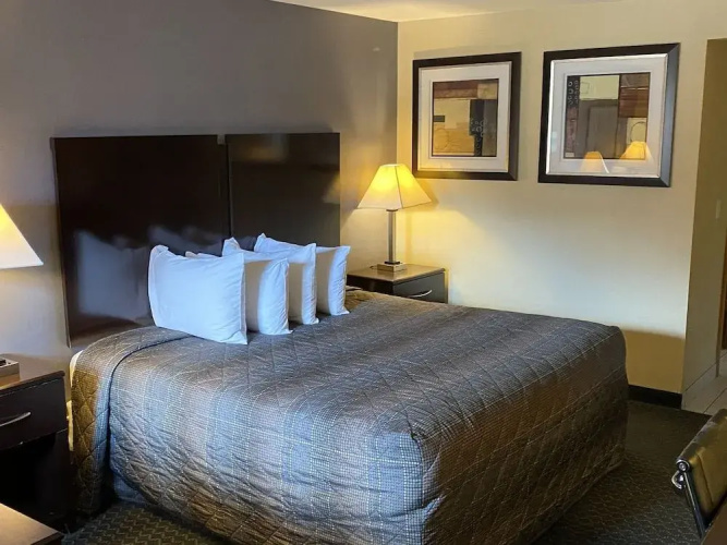 Americas Best Value Inn Danbury