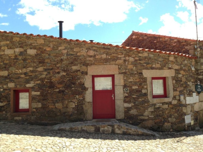 1 Bedroom Cottage with view