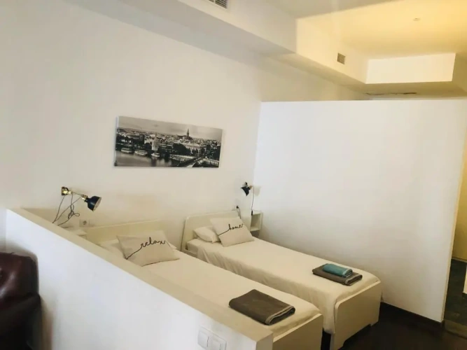 3 Bedrooms Apartment