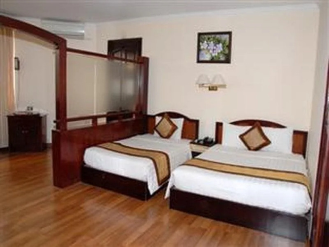Phu Tho Hotel