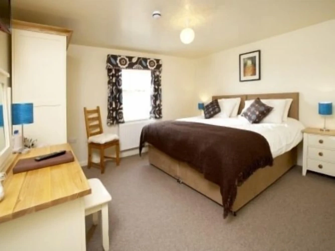 Standard Double Basement room