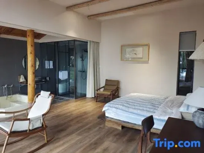 3 Bedrooms Cottage