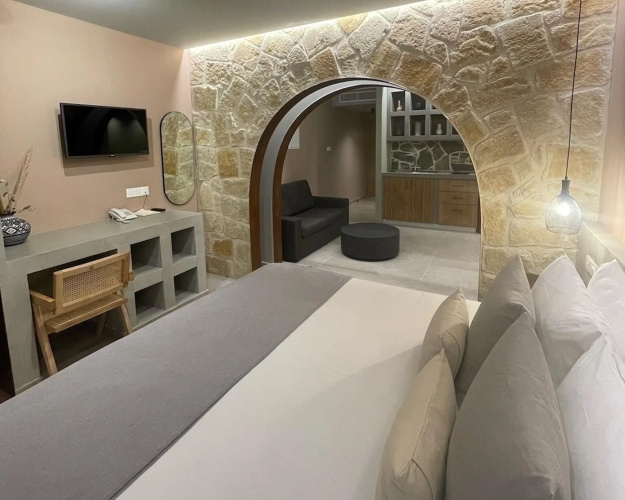 Vrachia Beach Hotel & Suites - Adults only
