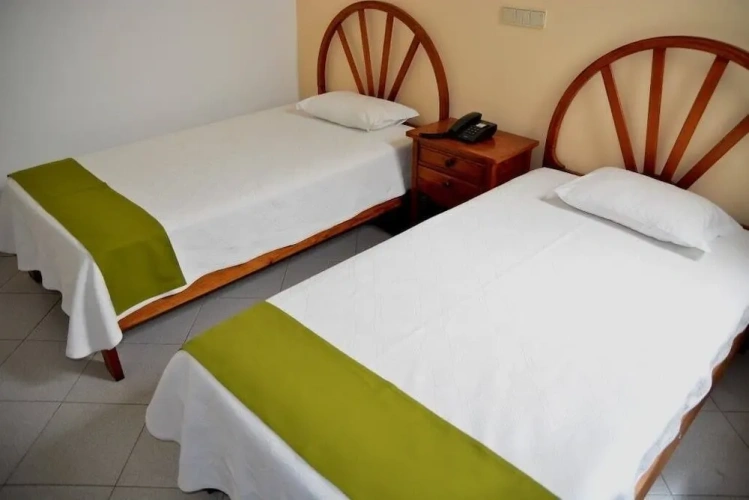 Standard Twin room with balcony