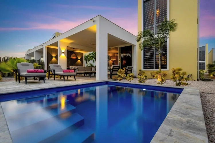 4 Bedrooms Deluxe Villa