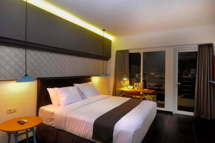 Hotel Candiview Semarang