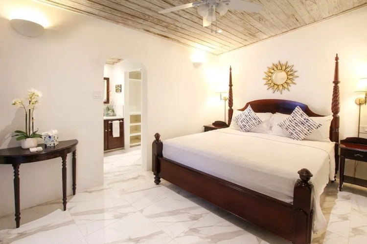 3 Bedrooms Villa