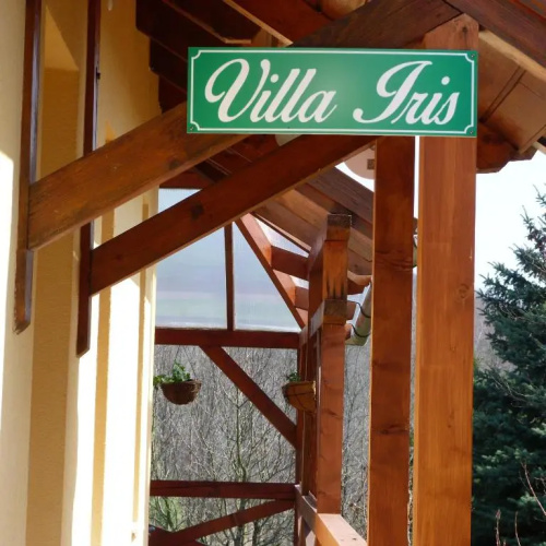 Villa Iris