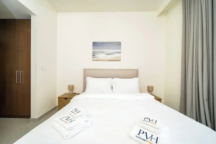 PVH - Opulent 2BR in Forte Tower 1