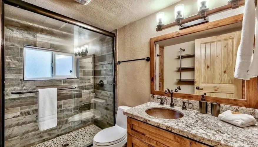3 Bedrooms Cottage