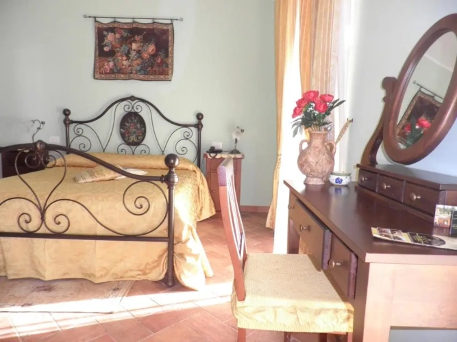 Classic Single room with view