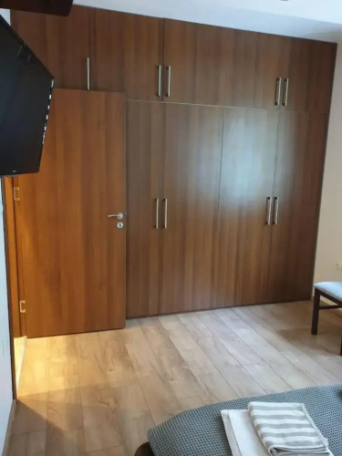 Luxury 2 bedroom,2 bathroom apart ,free parking