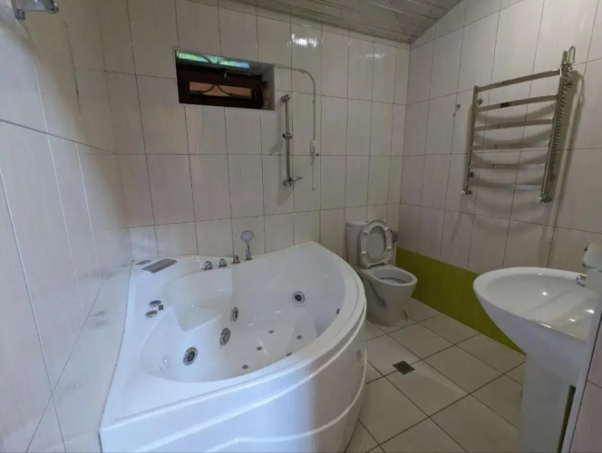 Star Apartment (Star Apartment)