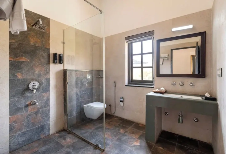 Suite with balcony and with land view