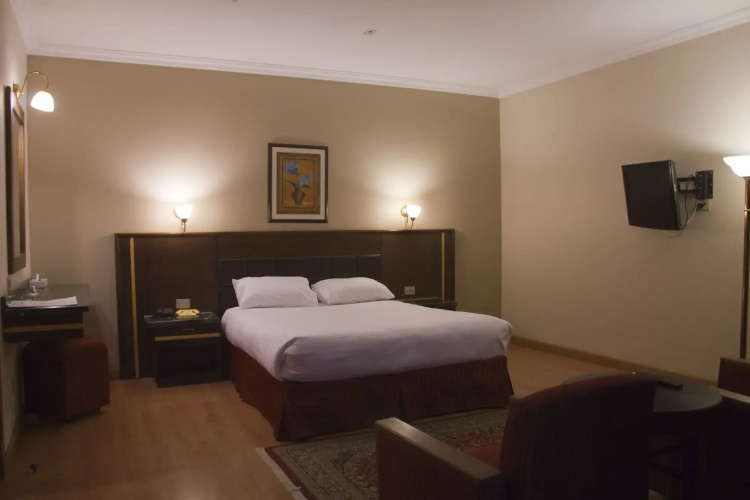 Maadi Hotel