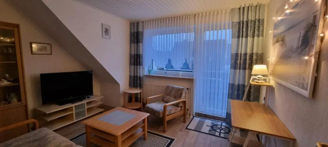 Apartment with balcony