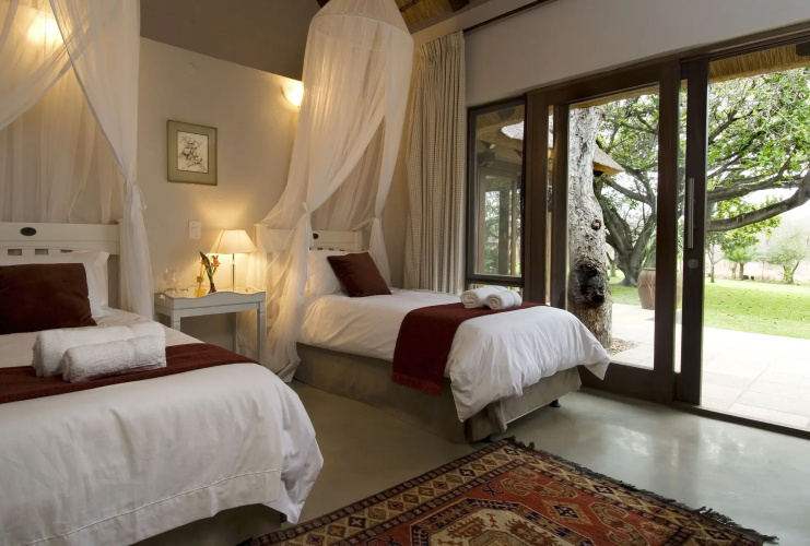Khaya Ndlovu Safari Manor