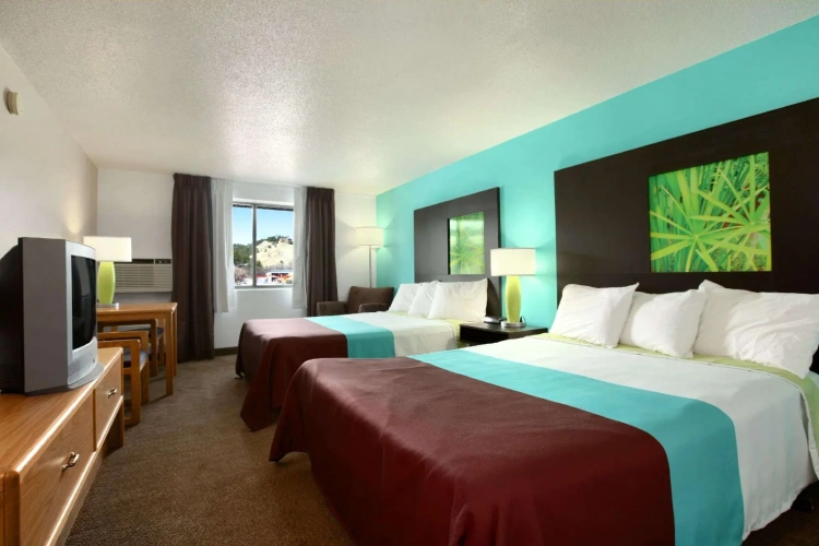 Standard Quadruple room