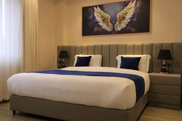 Superior Double room with balcony and with city view